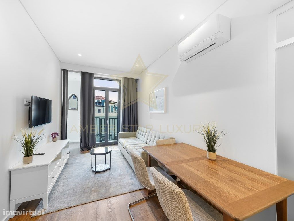 2 bedrooms Apartment in Porto, Portugal No. 136788