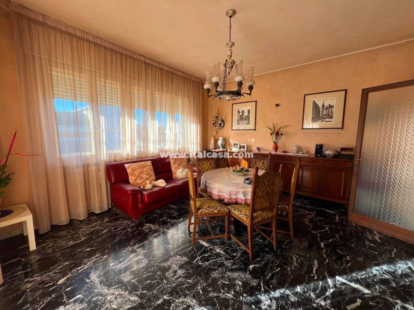 Villa T4 em Curtatone, Italy N.º 353809