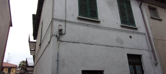 3 rooms Office in Lomazzo, Italy No. 167528 2