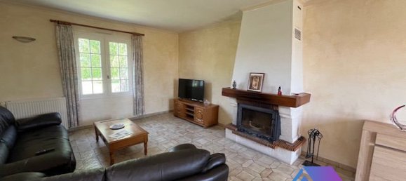 3 bedrooms House in Tranzault, France No. 69257 17