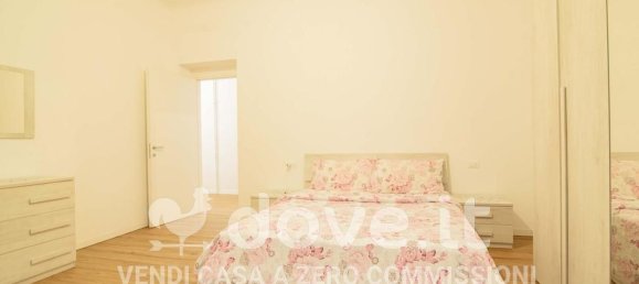 5-salle Appartement à Vigevano, Italy No. 122157 9
