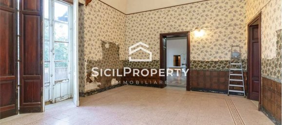 Villa de 13 dormitorios en Viagrande, Italy No. 178388 2