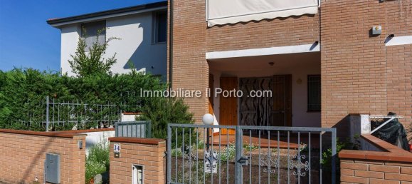 4 rooms Villa in Comacchio, Italy No. 124135 3