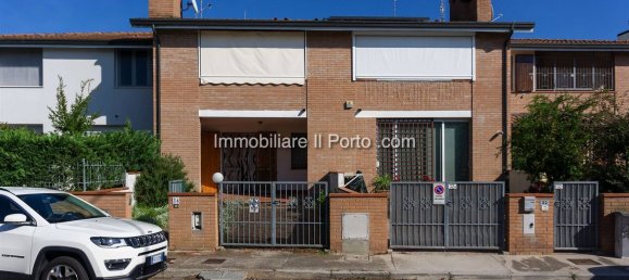4 rooms Villa in Comacchio, Italy No. 124135 2
