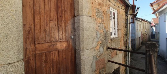 3 Schlafzimmer Haus in Tondela, Portugal, Nr. 23490 10