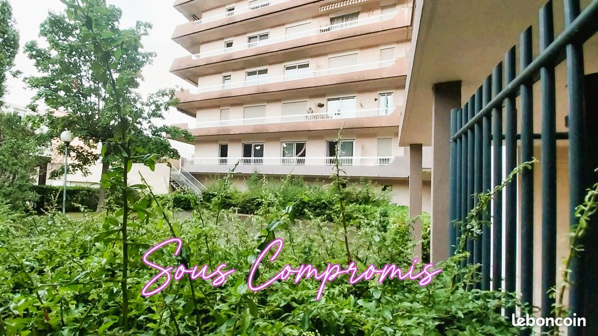 3 chambres Appartement à Dijon, France No. 191733
