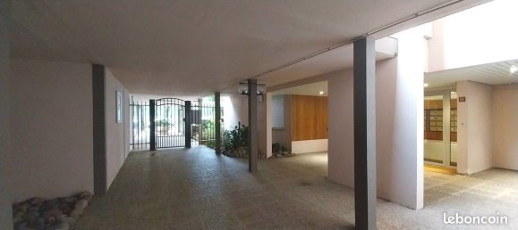 3 chambres Appartement à Dijon, France No. 191733 8