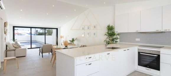 Таунхаус с 3 спальнями в Луш, Португалия № 115549 10