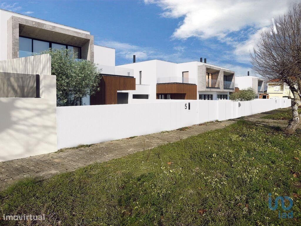 4 bedrooms Villa in Torres Vedras, Portugal No. 117181