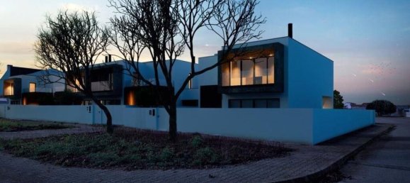 4 bedrooms Villa in Torres Vedras, Portugal No. 117181 9