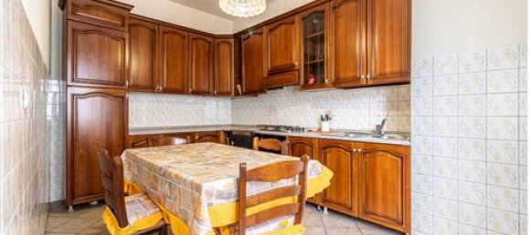 Apartamento T2 em Biella, Italy N.º 298568 10