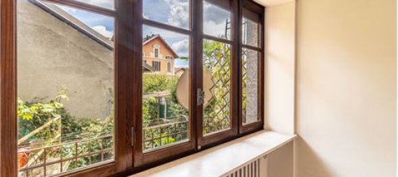 Apartamento T2 em Biella, Italy N.º 298568 7