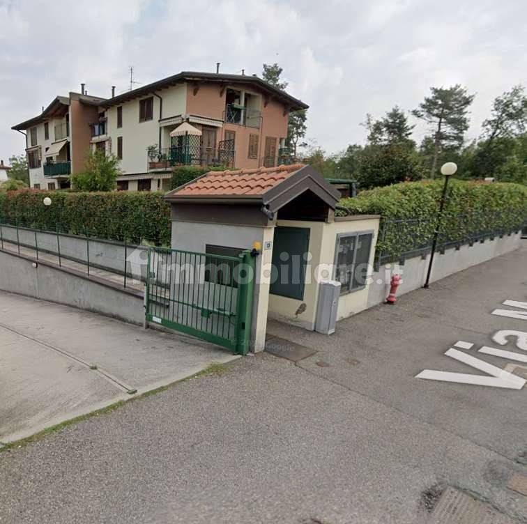 2 chambres Appartement à Carnago, Italy No. 374301