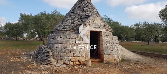 Studio in Cisternino, Italy No. 128353 5