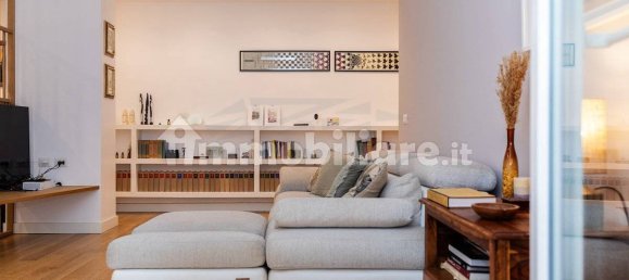 2 bedrooms Apartment in Rome, Italy No. 65341 5