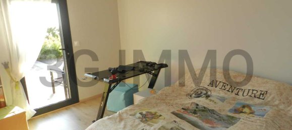 Villa de 5 dormitorios en Lagraulet-du-Gers, France No. 201299 27