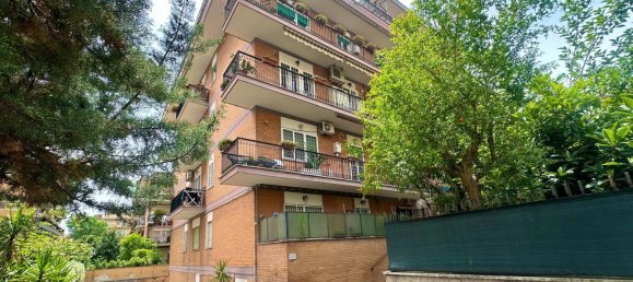 1 bedroom Apartment in Rome, Italy No. 142743 3