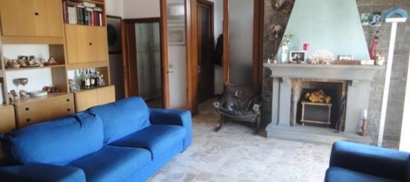 5-salle Maison à Gambassi Terme, Italy No. 114005 2