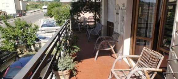 5-salle Maison à Gambassi Terme, Italy No. 114005 9