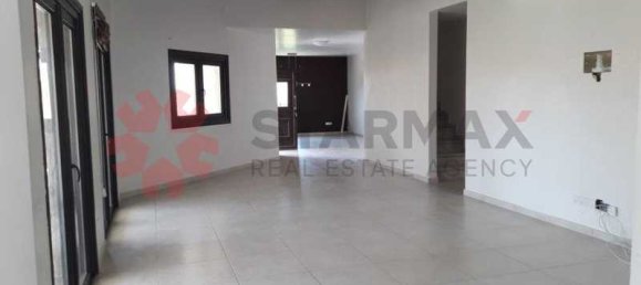 Коммерческая недвижимость с 4 спальнями в Марони, Кипр № 81654 4