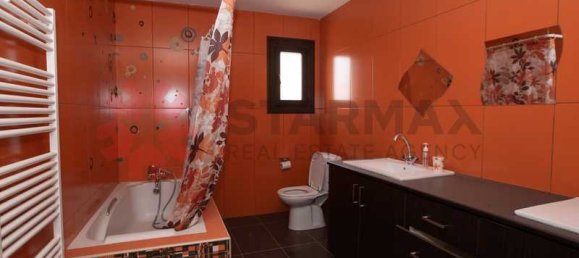 Коммерческая недвижимость с 4 спальнями в Марони, Кипр № 81654 5