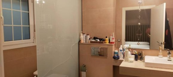 4 bedrooms Apartment in Barcelona, Spain No. 4441 5