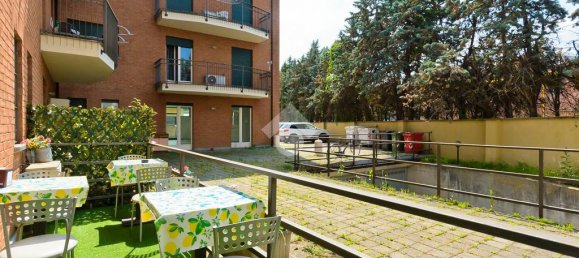 4 rooms Commercial property in Bra, Italy No. 82605 9