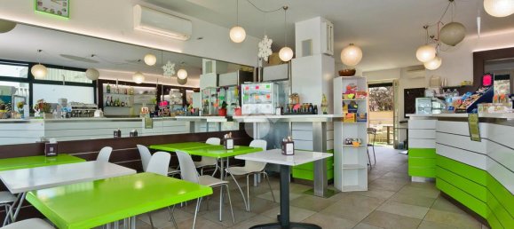 4 rooms Commercial property in Bra, Italy No. 82605 18