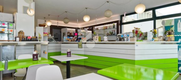 4 rooms Commercial property in Bra, Italy No. 82605 3