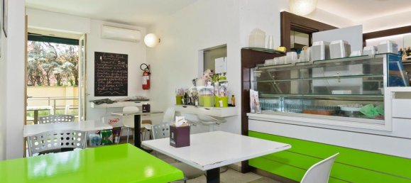 4 rooms Commercial property in Bra, Italy No. 82605 7