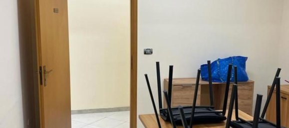 مكتب في Palermo, Italy 60متر مربع رقم 51687 3