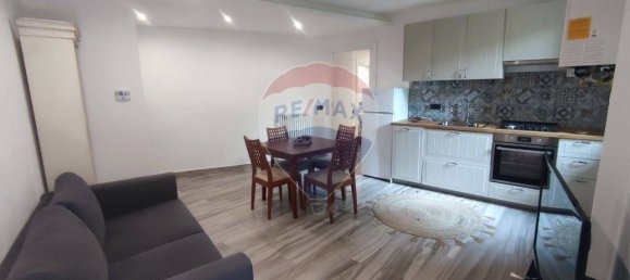 2 bedrooms Apartment in Masciago Primo, Italy No. 312794 4