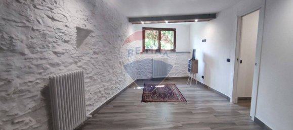 2 bedrooms Apartment in Masciago Primo, Italy No. 312794 6