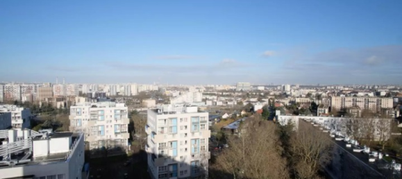 Квартира с 2 спальнями в Кретей, Франция № 331826 4