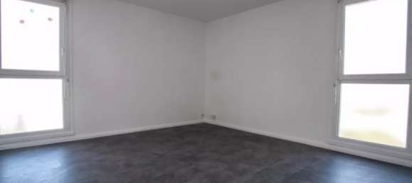 Квартира с 2 спальнями в Кретей, Франция № 331826 8