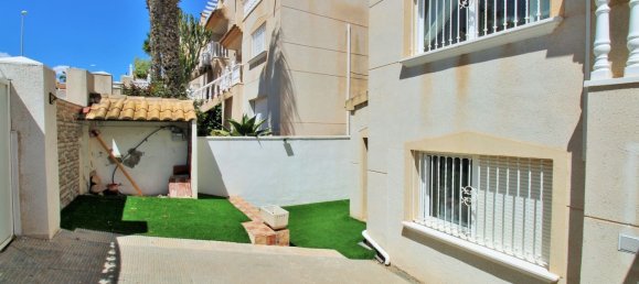 Casa de 5 dormitorios en Alicante, Spain No. 181617 83