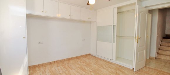 Casa de 5 dormitorios en Alicante, Spain No. 181617 32