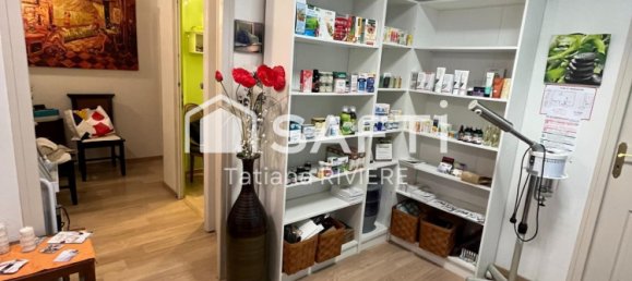 Коммерческая недвижимость 52м² в Амийи, Франция № 265711 3