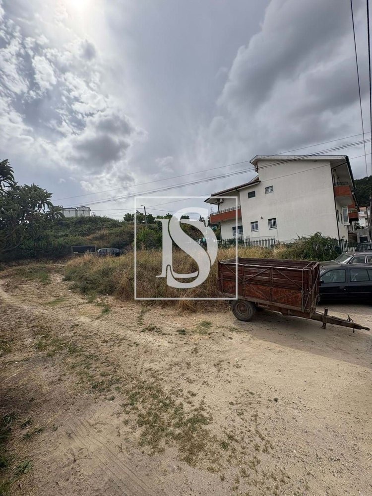  قطعة أرض في Paredes, Portugal 540متر مربع رقم 304843