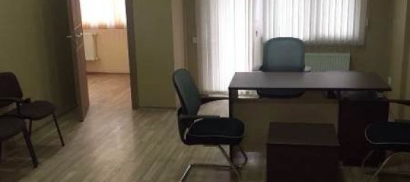 Escritório de 13 divisões em Nasimi, Azerbaijan N.º 1018 23