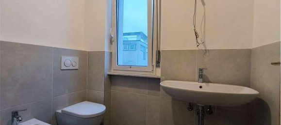 2-Zimmer Wohnung in Milan, Italy, Nr. 241680 11