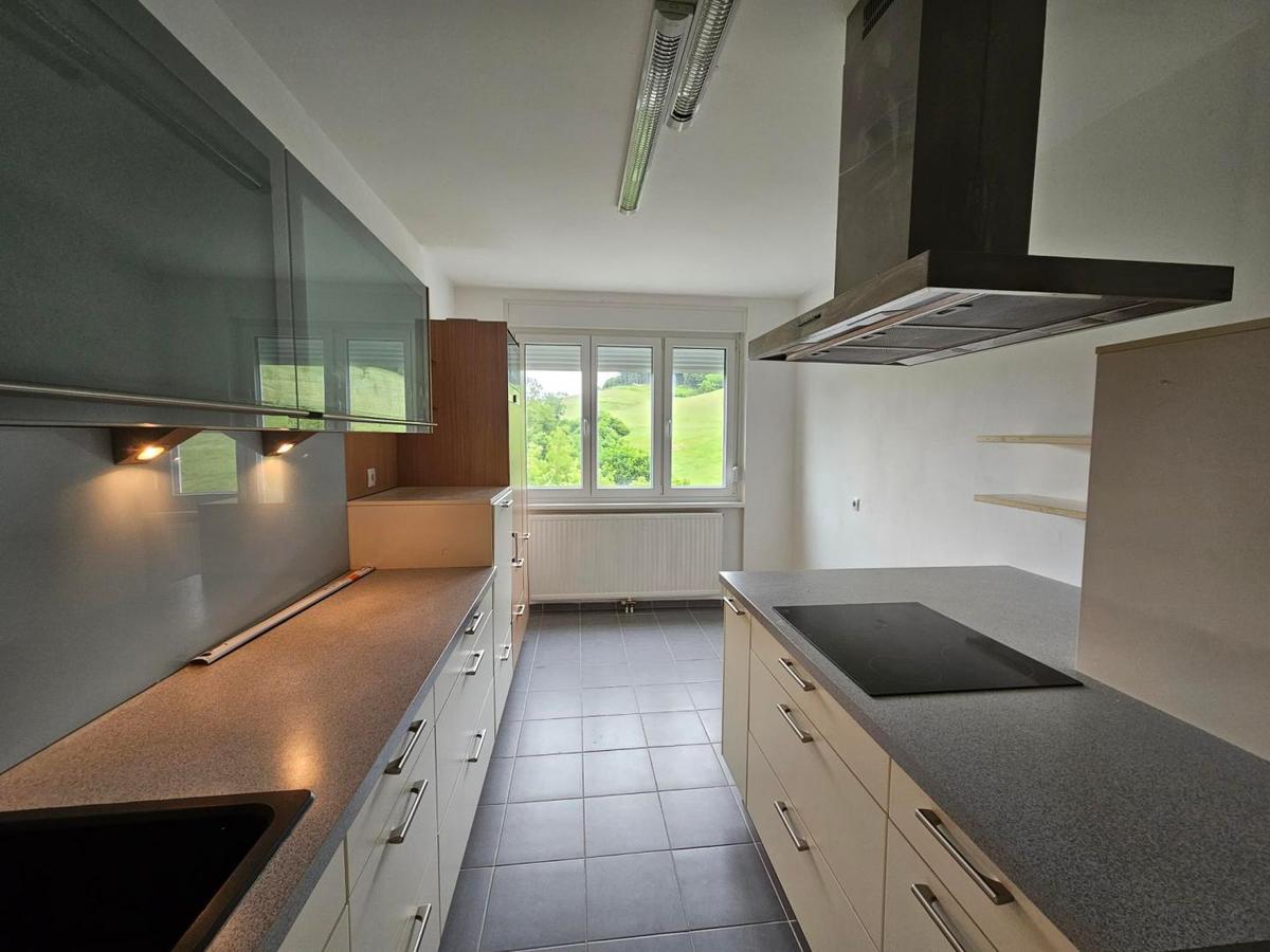 3-salle Appartement à St. Polten, Austria No. 156813