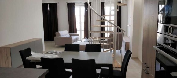 2 bedrooms Penthouse in Paola, Malta No. 9406 2