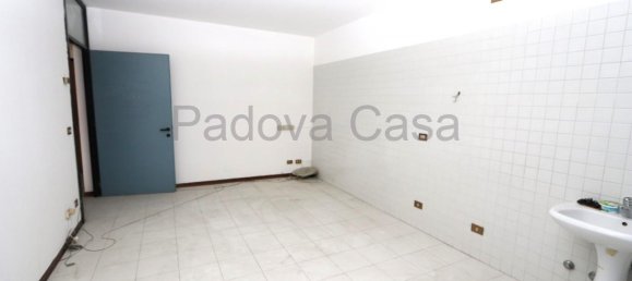 2غرفة شقة في Vigodarzere, Italy رقم 234453 3