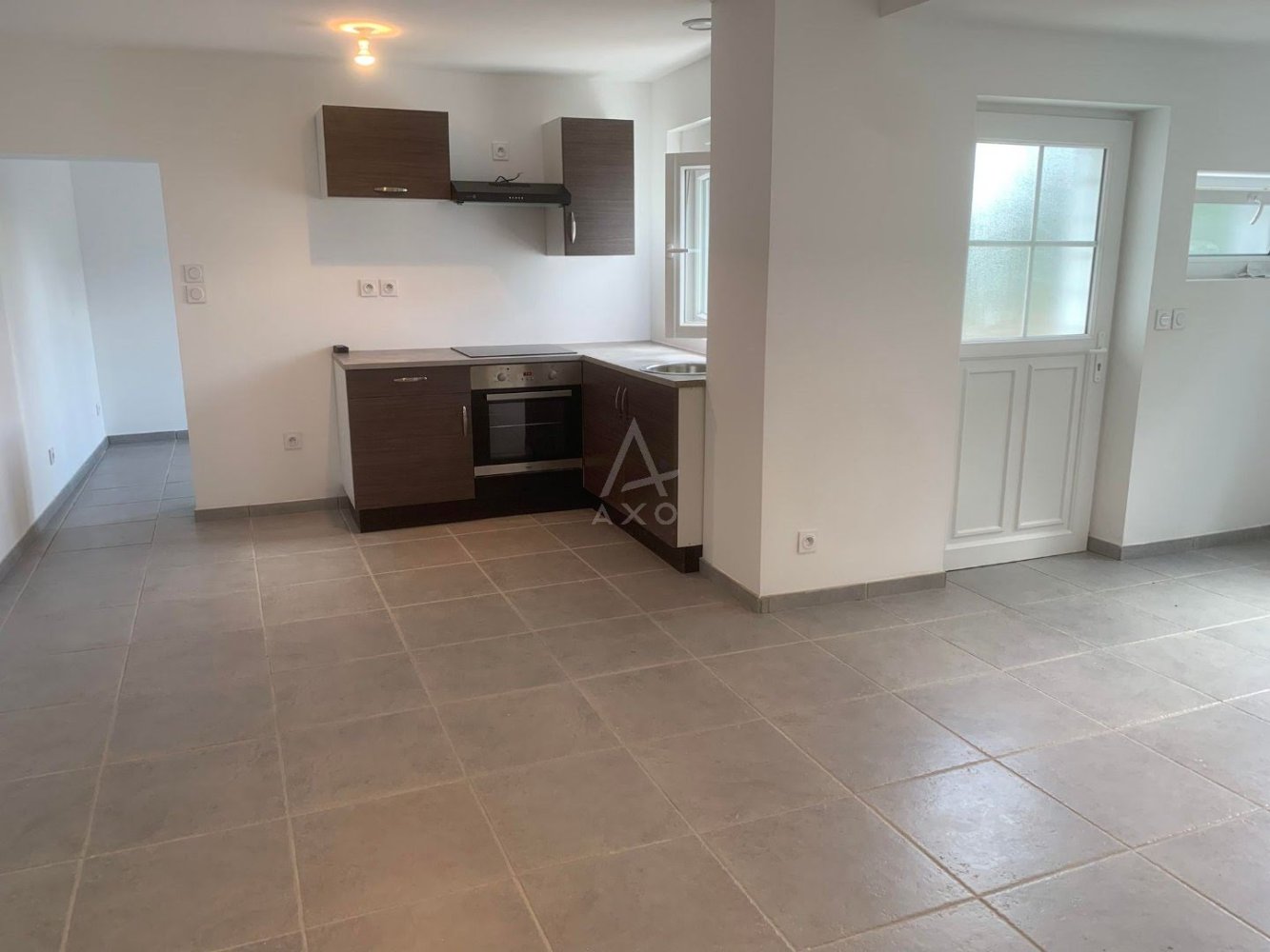 2 bedrooms House in Vincly, France No. 272235