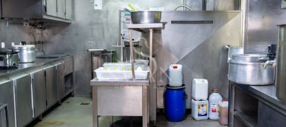 242m² Office in Lisbon, Portugal No. 75411 19