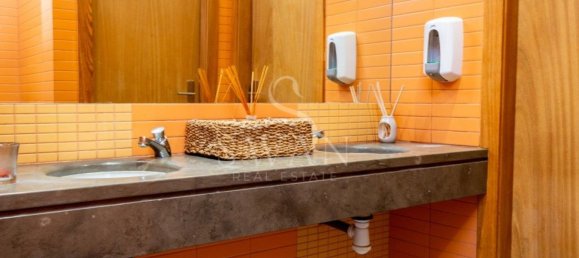 242m² Office in Lisbon, Portugal No. 75411 16