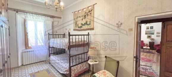 Apartamento de 3 dormitorios en Grotte di Castro, Italy No. 136152 13