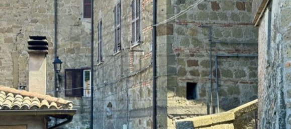 Apartamento de 3 dormitorios en Grotte di Castro, Italy No. 136152 18