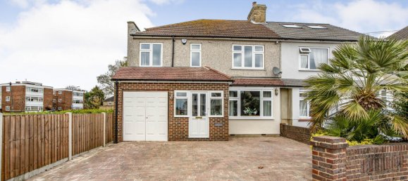 4 bedrooms House in Welling, United Kingdom No. 10689 12